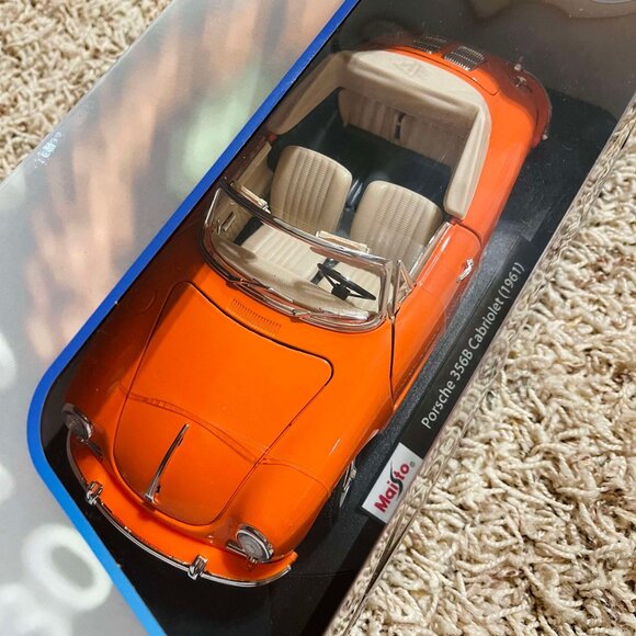 Porsche 356B Cabriolet 1961 1:18 Special Edition Diecast Model Car by Maisto - Picture 3 of 4